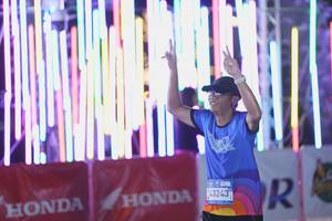 BIB: 43243
                            <button type="button" onclick="openModal(23208199)" class="btn btn-primary btn-sm float-right btn-popup" data-toggle="modal" data-target=".modal-high-quality">
                        <i class="fas fa-shopping-cart"></i> Add to Cart
                    </button>
                                            <button type="button" onclick="isThisMe(23208199, true)" class="btn btn-success btn-sm float-right btn-popup btn-isme hidden" data-toggle="tooltip" data-placement="bottom" title="นี่คือรูปของคุณใช่ไหม คลิกที่นี่เพื่อเอาเข้าอัลบั้ม">
                        <i class="fas fa-plus"></i> Add to album
                    </button>
                    <button type="button" onclick="isThisMe(23208199, false)" class="btn btn-warning btn-sm float-right btn-popup btn-isnotme hidden">
                        <i class="fas fa-ban"></i> Remove from album
                    </button>